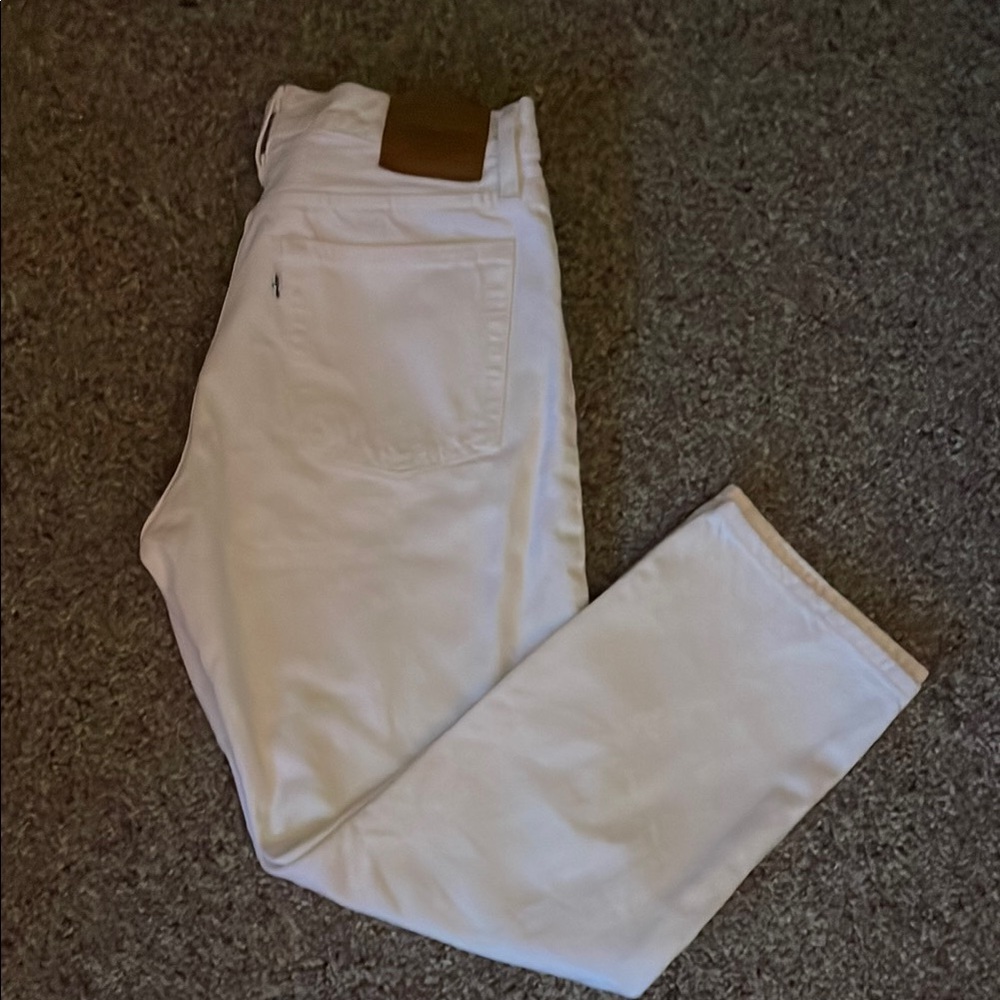 Wedgie Straight Fit Size 28 White